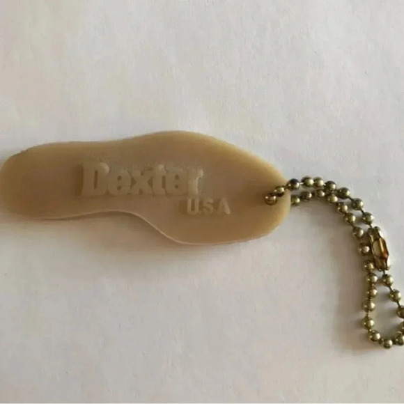 Dexter Shoes USA Rubber Bottom of Shoe Keychain Key Ring - Picture 1 of 5